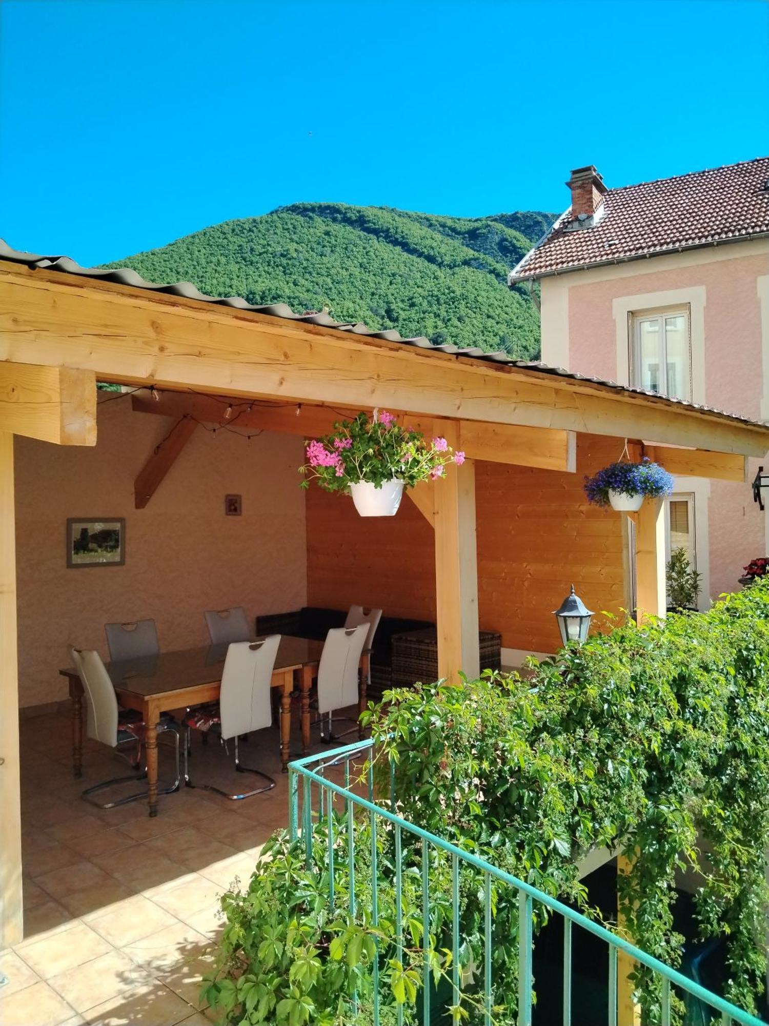Rose Des Alpes Bed & Breakfast Serres (Hautes-Alpes)
